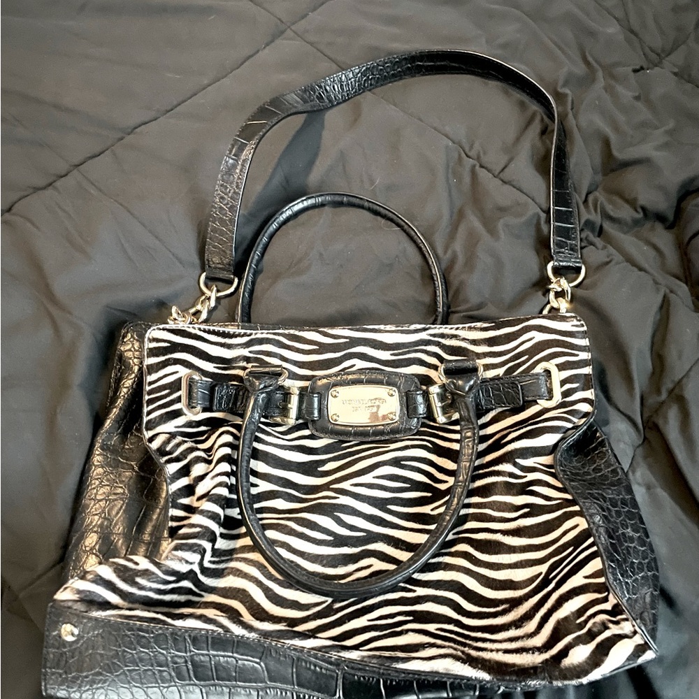 MK purse